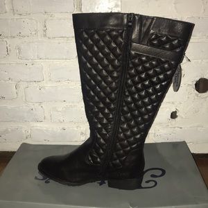 Wide Calf boot